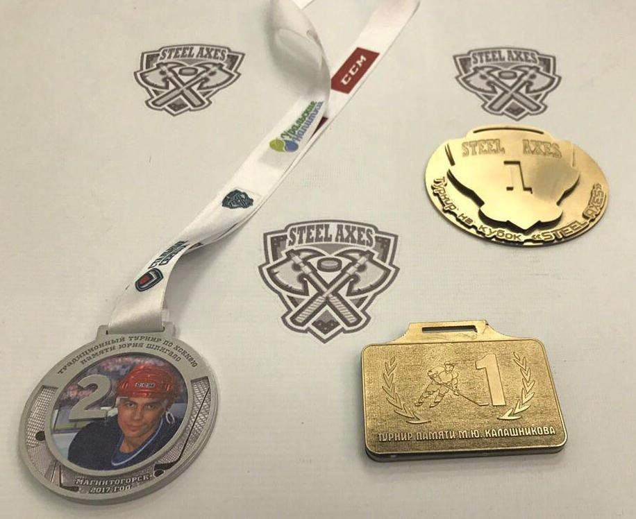 Сувенир, вымпел, вышивка, балаклава, 3D вышивка, маска, фоторамка, медальница, подушка, медаль, брелоке, флаг, шайба