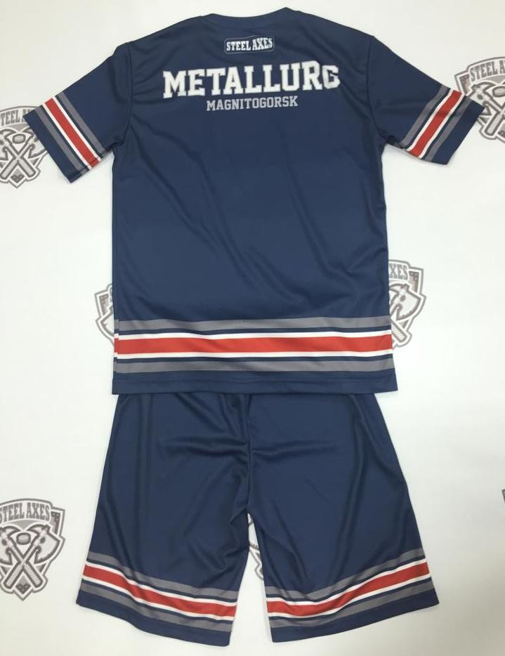 Футбол, форма, экипировка