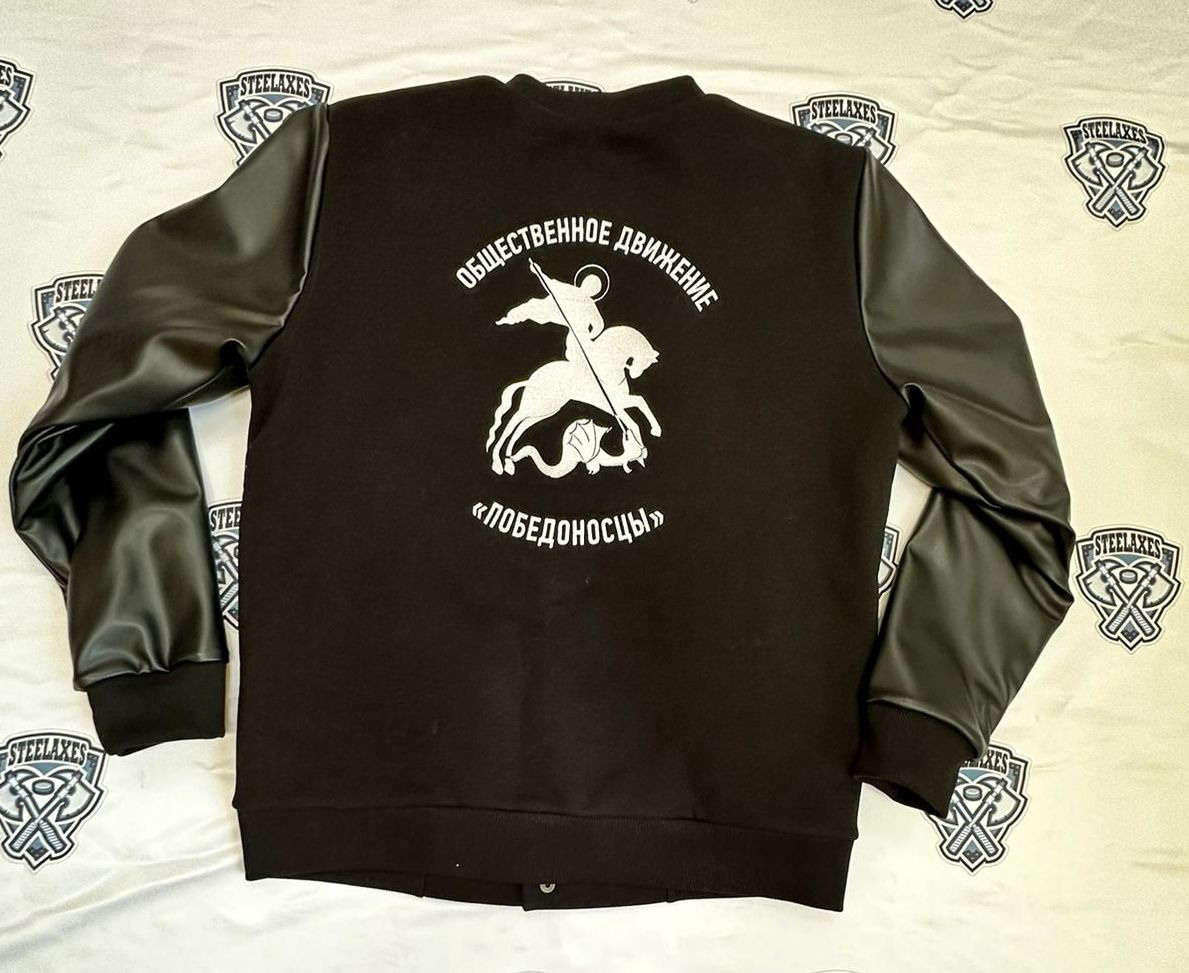 Спорт, одежда, спортивная одежда, бомбер, красная машина, команда