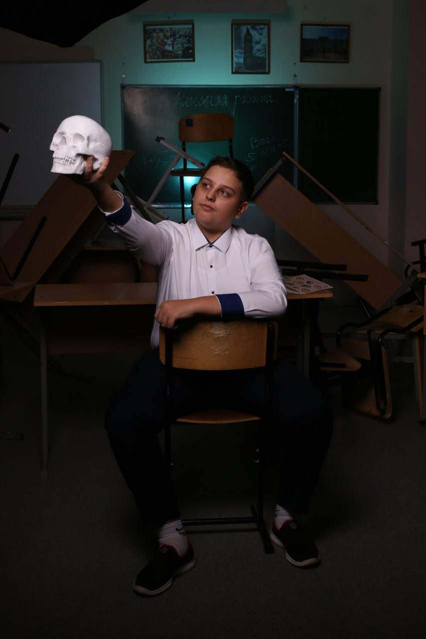 Заказать выпускной школьный альбом Тюмень. Выпускные альбомы в Тюмени для школ, садов, вузов спортивных секций