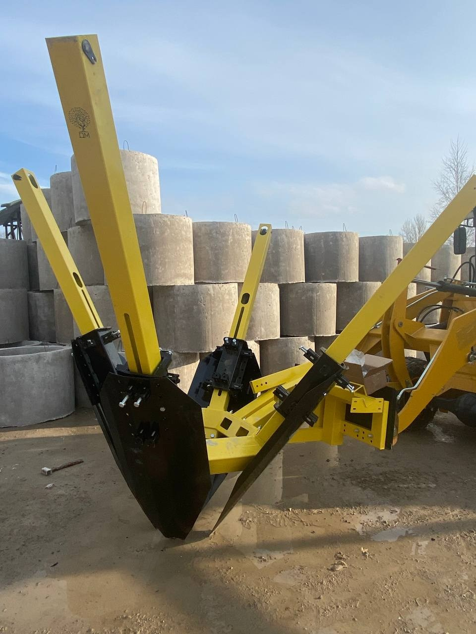 Живые фото пересадчиков. Пересадчик деревьев МД