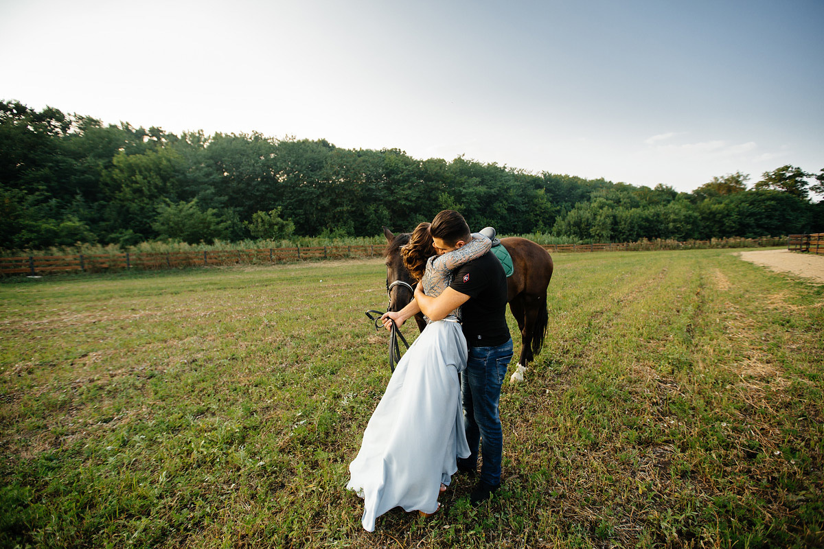 Красивая романтическая фотосессия в усадьбе Фамилия. Архитектурный и интерьерный фотограф в Краснодаре | Дмитрий Демской