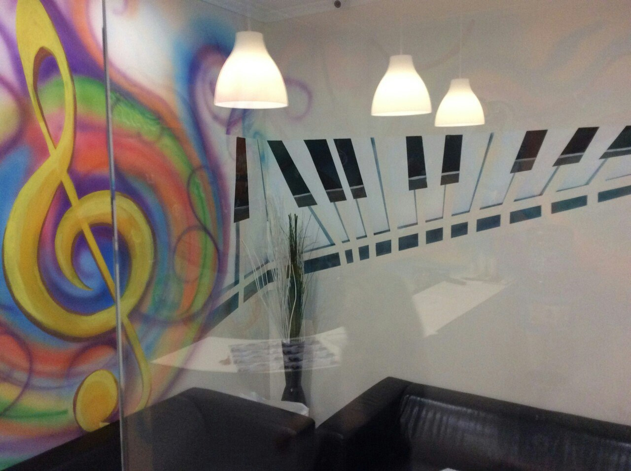 Роспись стен. Яр Панов Арт.Картины, татуировки, роспись стен и одежды в Москве