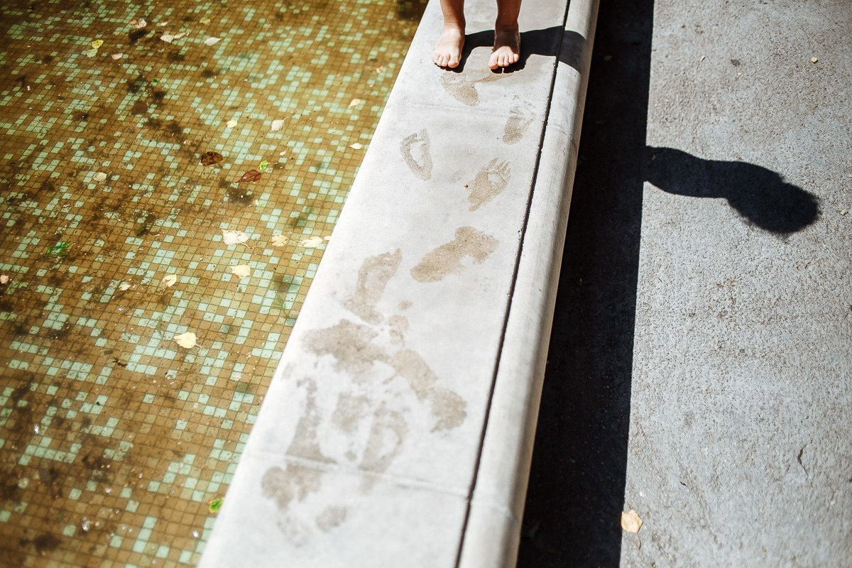 В фонтане Майя и Дарина. Эмиль Докторян — Свадебный и семейный фотограф в Краснодаре