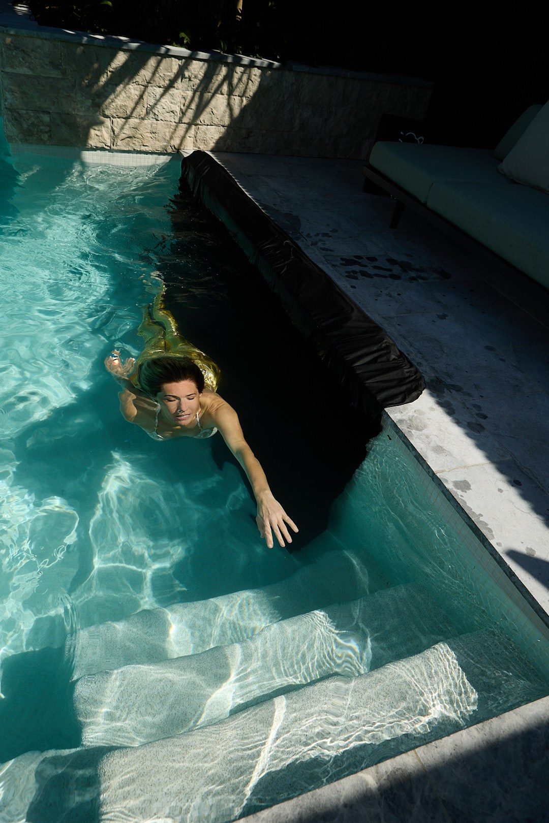 Underwater fashion photography