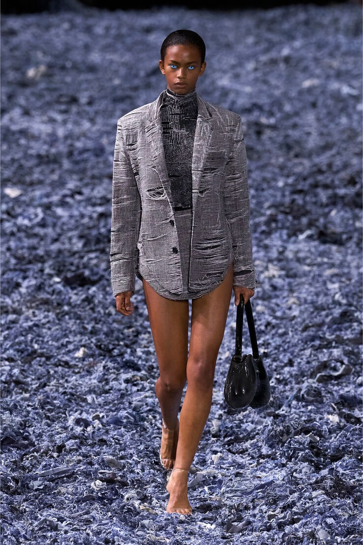 Вдохновляющая коллекция Diesel: тренды деним с Недели моды в Милане весна-лето 2025 — Школа для девочек «Само Совершенство». Школа для девочек во Владивостоке — Само Совершенство