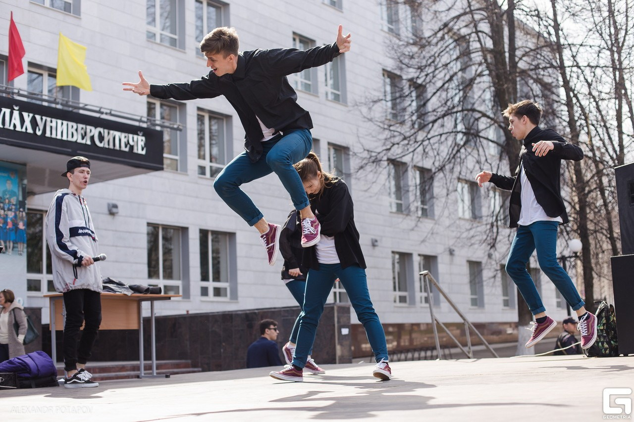 Международный день танцев. ЧГУ им И. Н. Ульянова. Фотограф в спб Александр Потапов