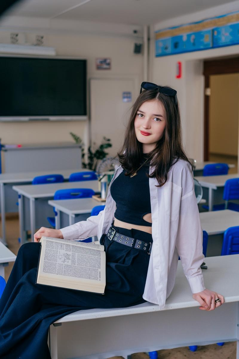 9 класс. КЛАСС | Выпускные альбомы в Нижневартовске