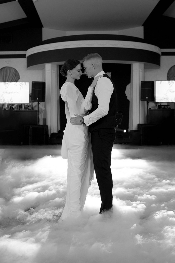 Свадебный и индивидуальный фотограф в Челябинске Евгения Негодяева