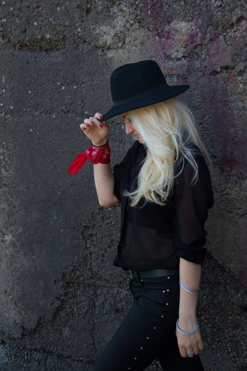 Модель для предметной съемки Ирина Е. Красноярск| Sale Easy