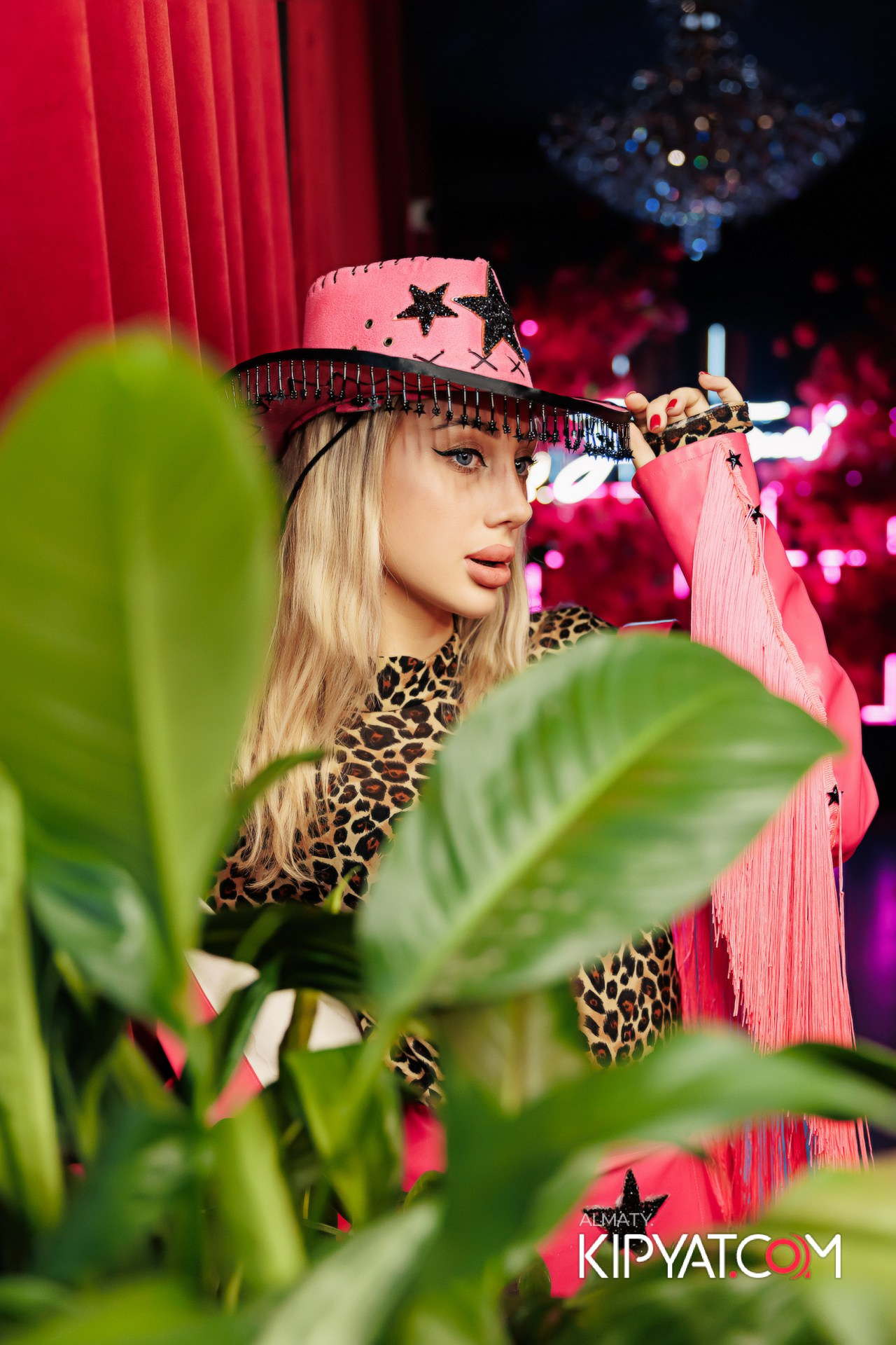 Зая, на бис. КИПЯТКОМ АЛМАТЫ!