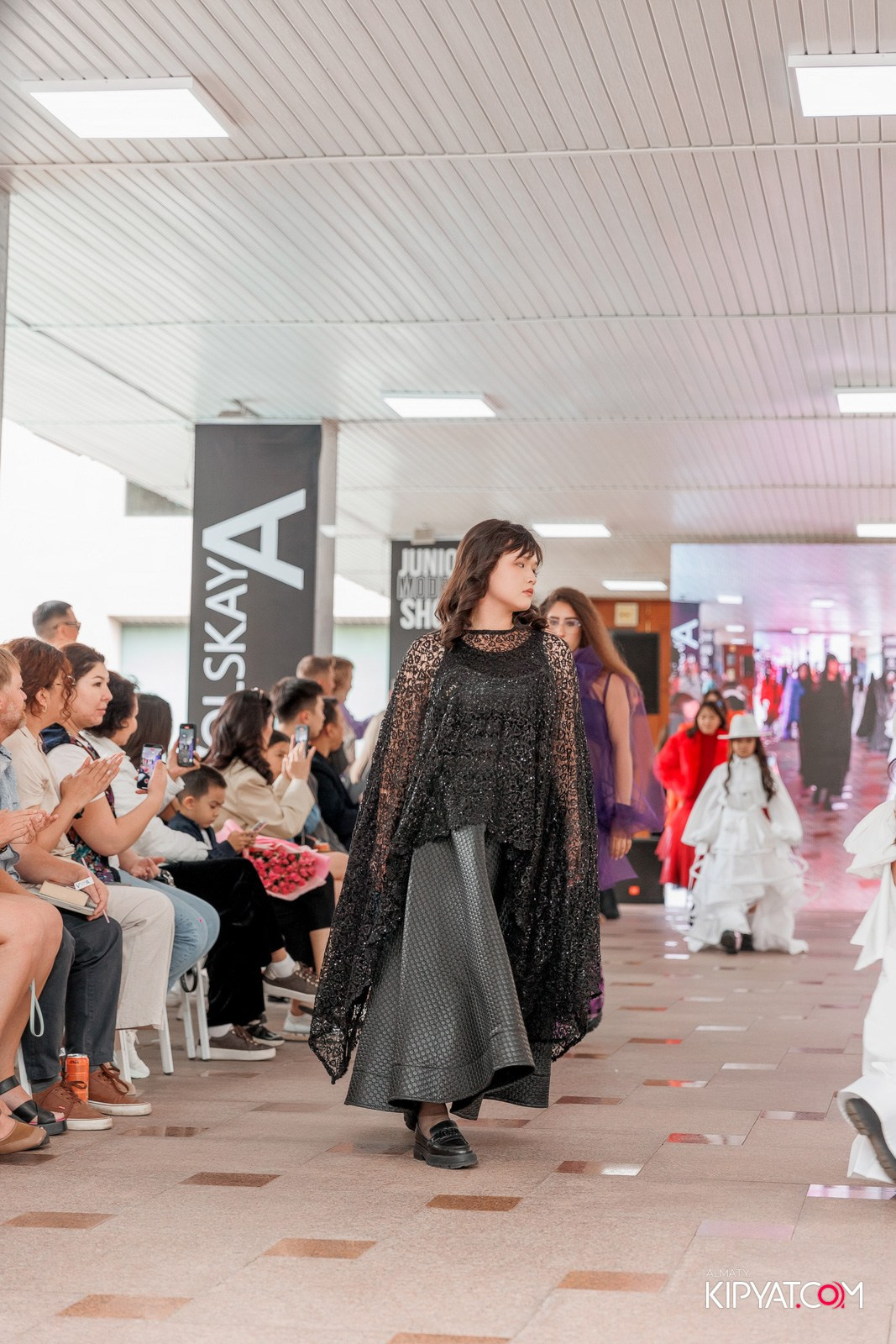 JUNIOR FASHION SHOW. КИПЯТКОМ АЛМАТЫ!