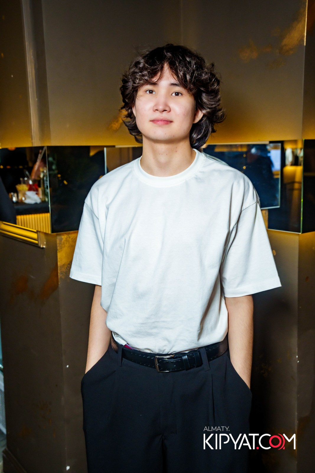 OBLAKO LOUNGE BAR. КИПЯТКОМ АЛМАТЫ!