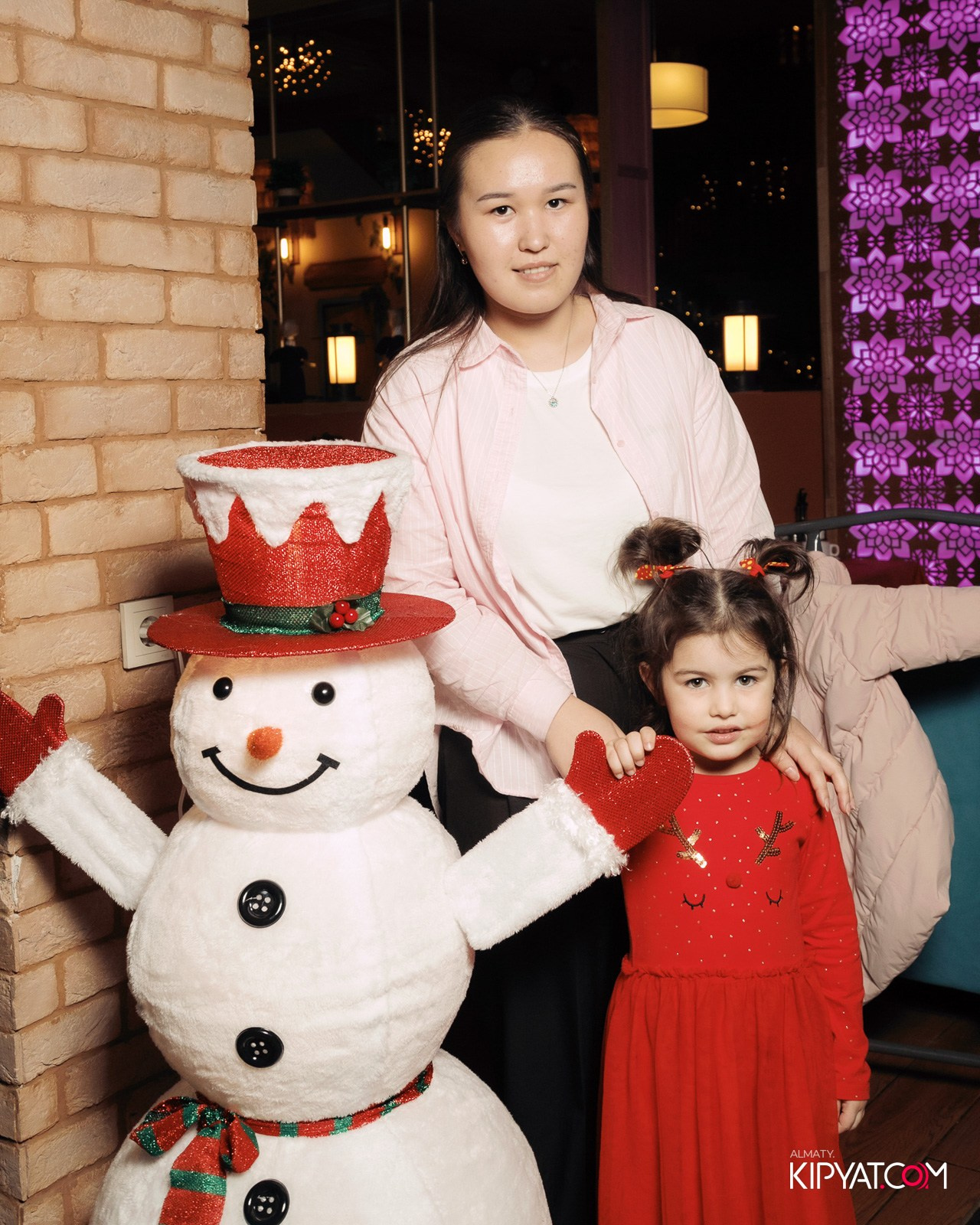 ГРУЗИНСКИЙ ДВОР НА КАБАНБАЙ БАТЫРА. КИПЯТКОМ АЛМАТЫ!