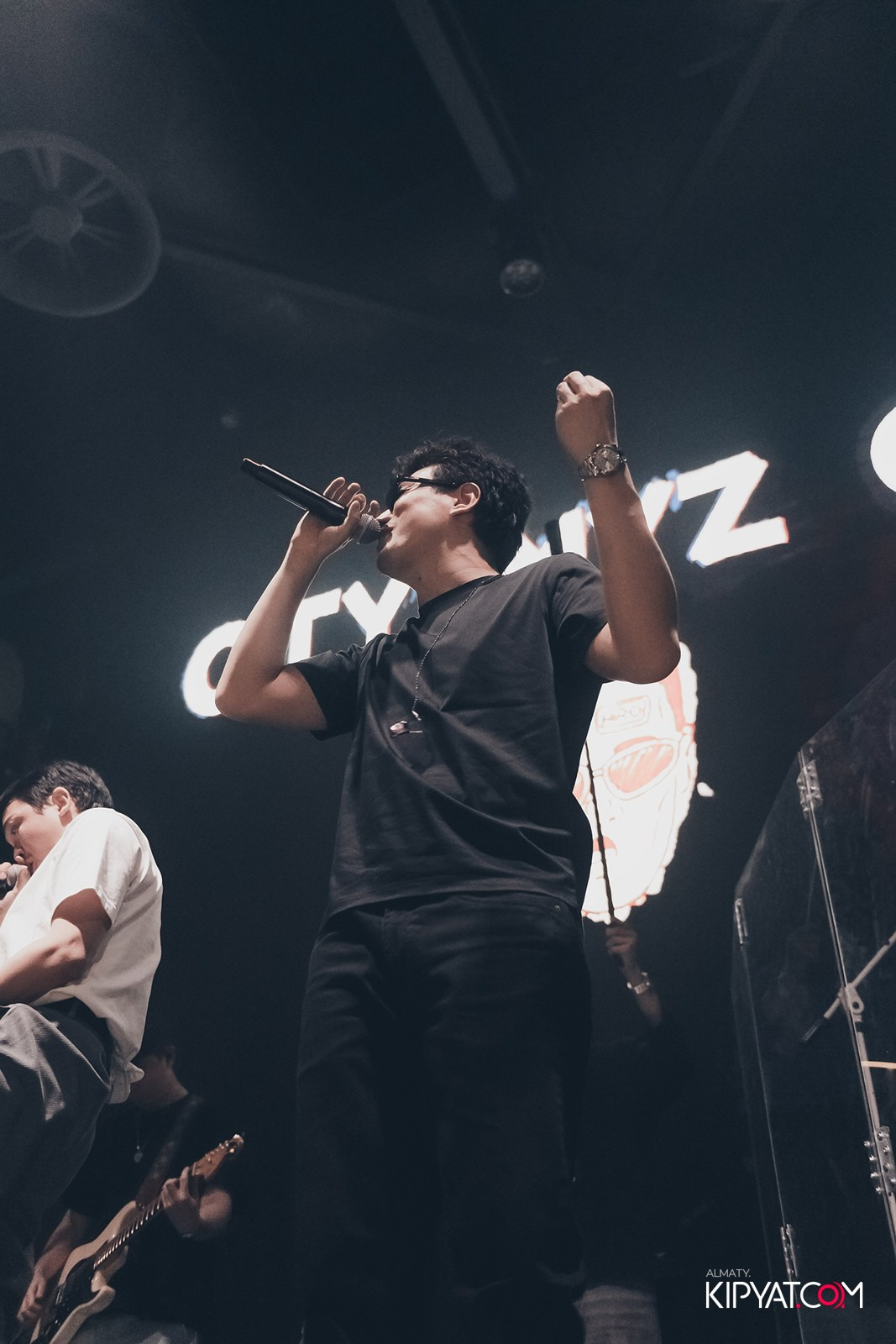 CLUB SHOW BY ИРИНА КАЙРАТОВНА В SANTA BARBARA CLUB. КИПЯТКОМ АЛМАТЫ!