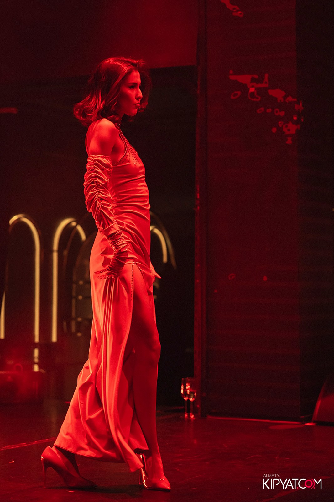 QUEEN. КИПЯТКОМ АЛМАТЫ!