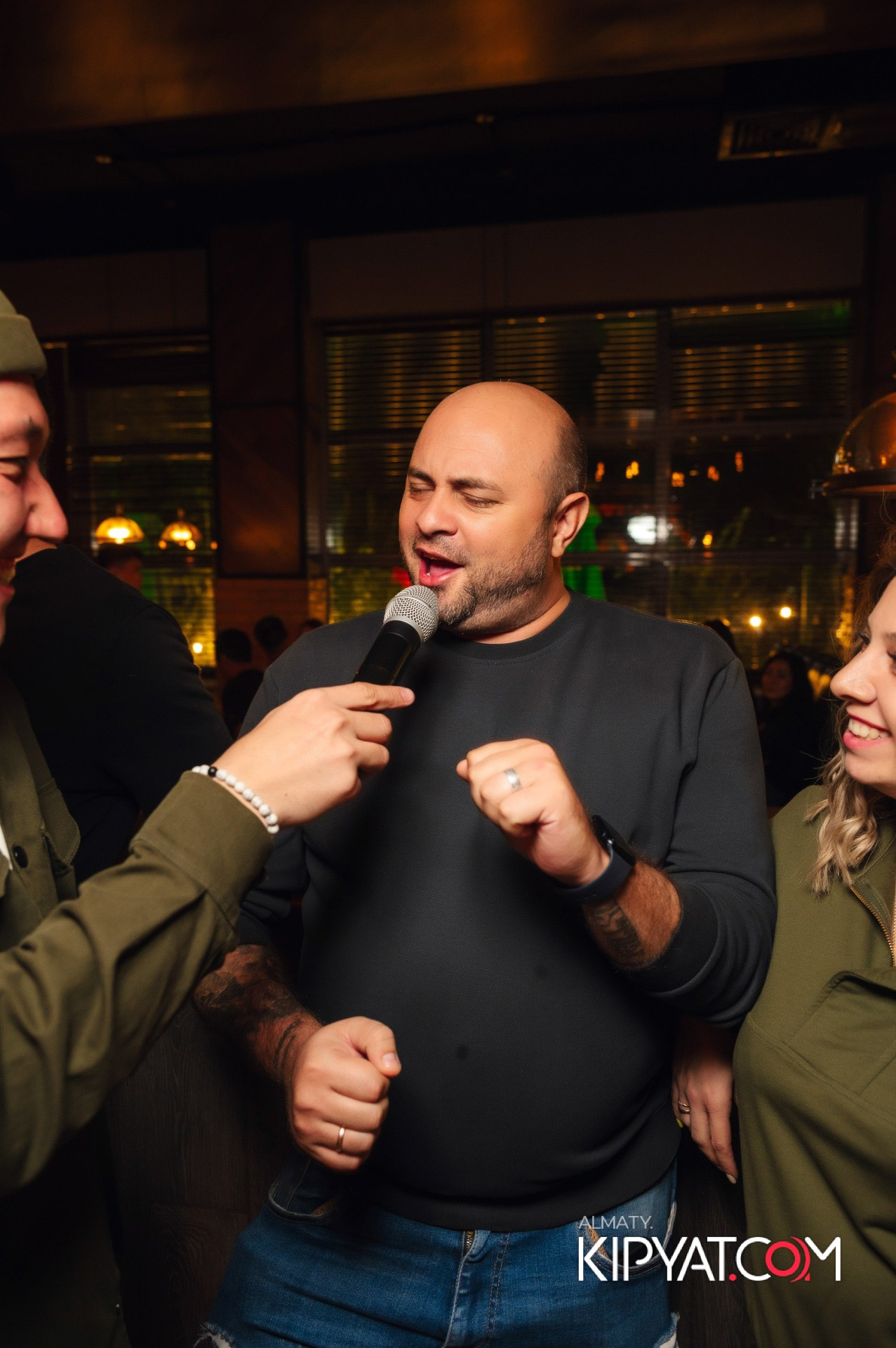 Пинта на Алтынсарина. КИПЯТКОМ АЛМАТЫ! Фотосъемка мероприятий в Алматы