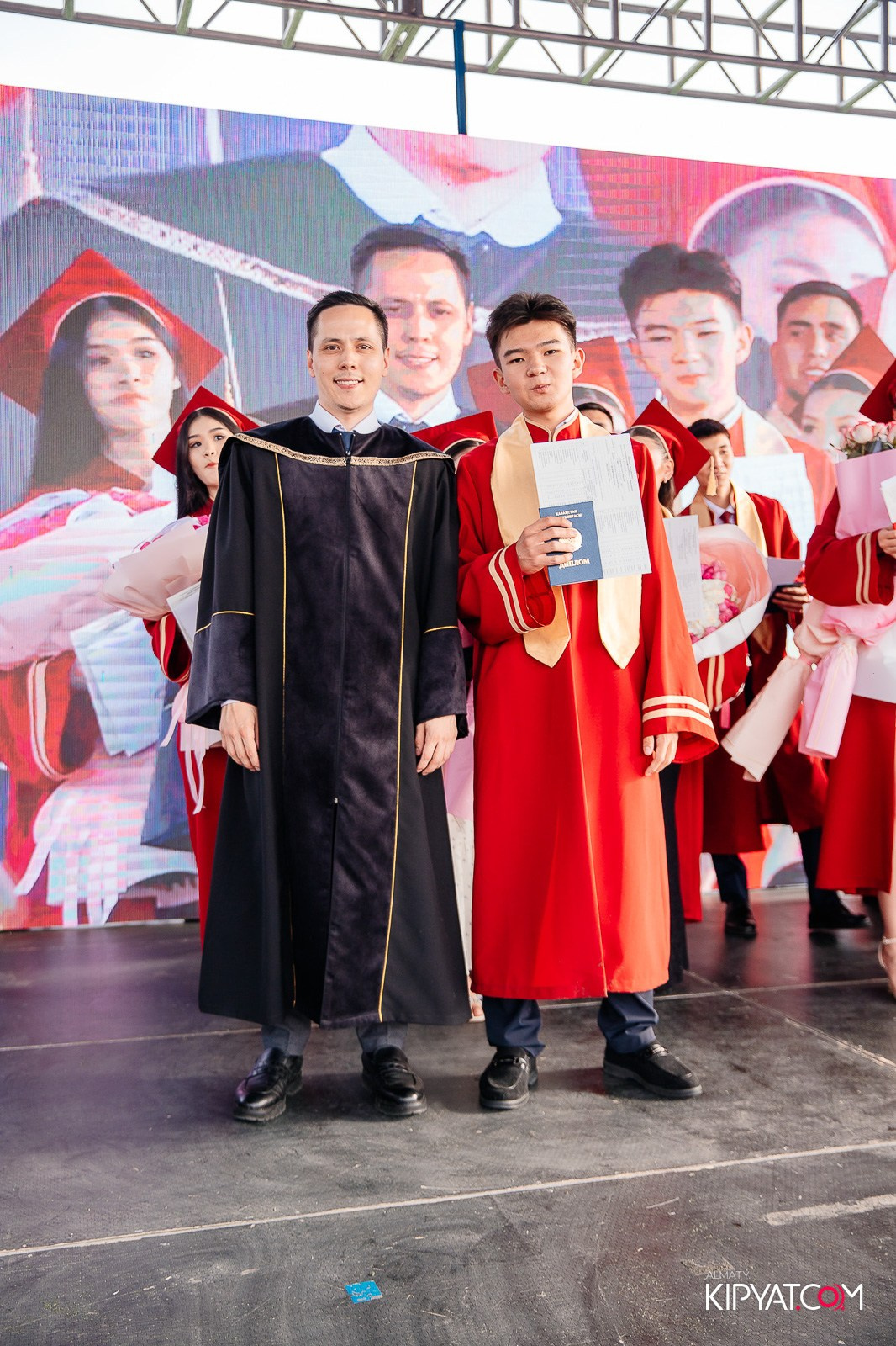 ВРУЧЕНИЕ ДИПЛОМОВ — НАРХОЗ КОЛЛЕДЖ. Part 3. КИПЯТКОМ АЛМАТЫ!