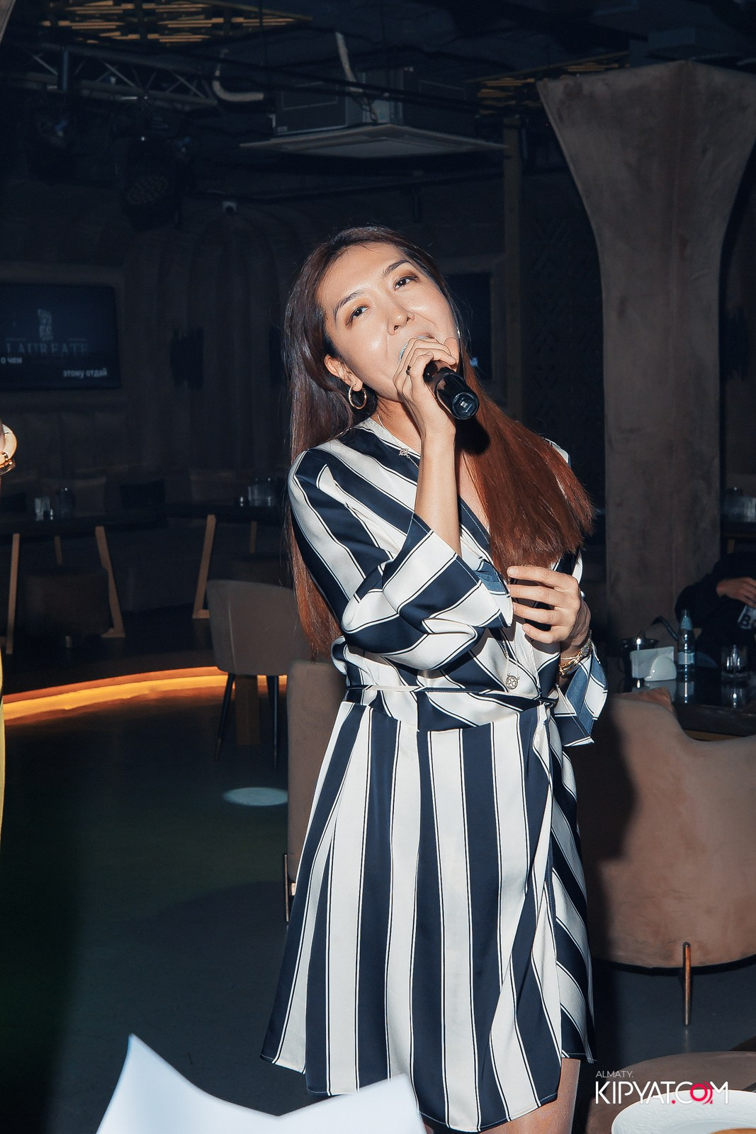 LAUREATE KARAOKE HALL. КИПЯТКОМ АЛМАТЫ!