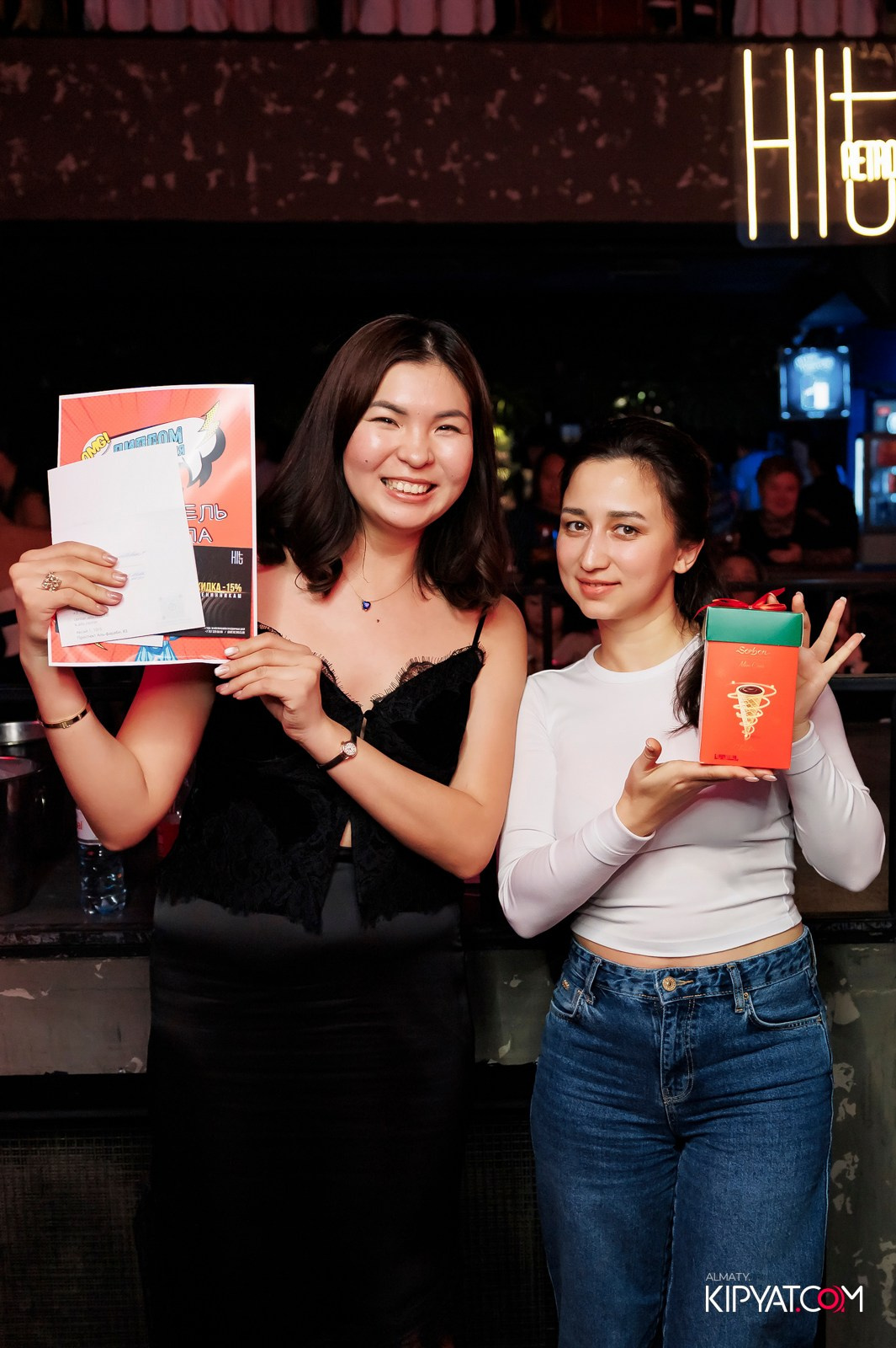 МУЗЫКАЛЬНОЕ ЛОТО В HIT RETRO. КИПЯТКОМ АЛМАТЫ! Фотосъемка мероприятий в Алматы
