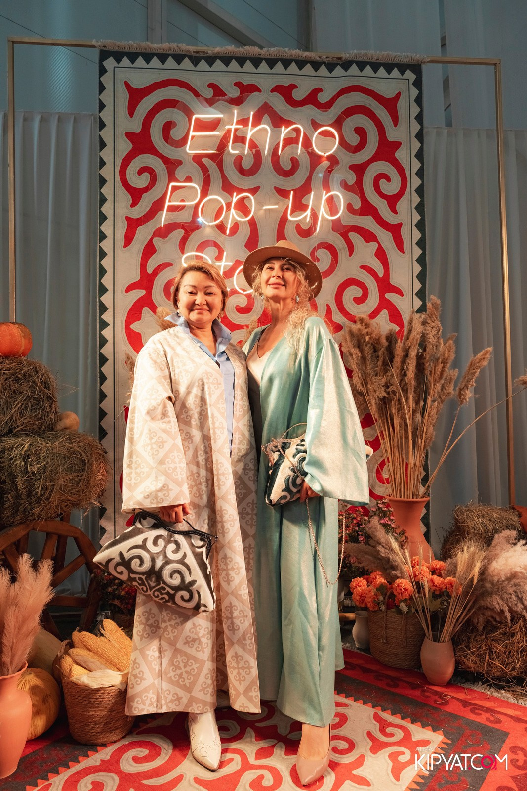 ETHNO POP-UP STORE, SABANTOI B SADU ARENA. КИПЯТКОМ АЛМАТЫ!