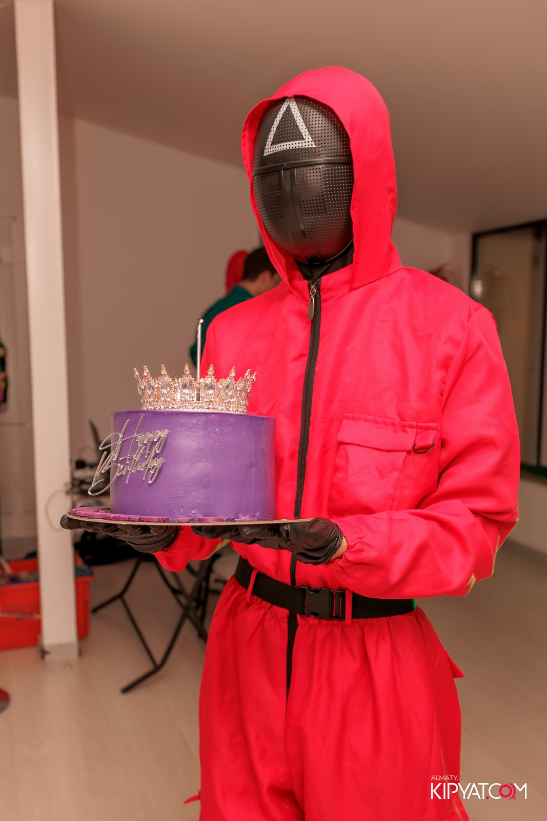 КВЕСТ-ШОУ ALAROVICH ИГРА В КАЛЬМАРА. КИПЯТКОМ АЛМАТЫ!