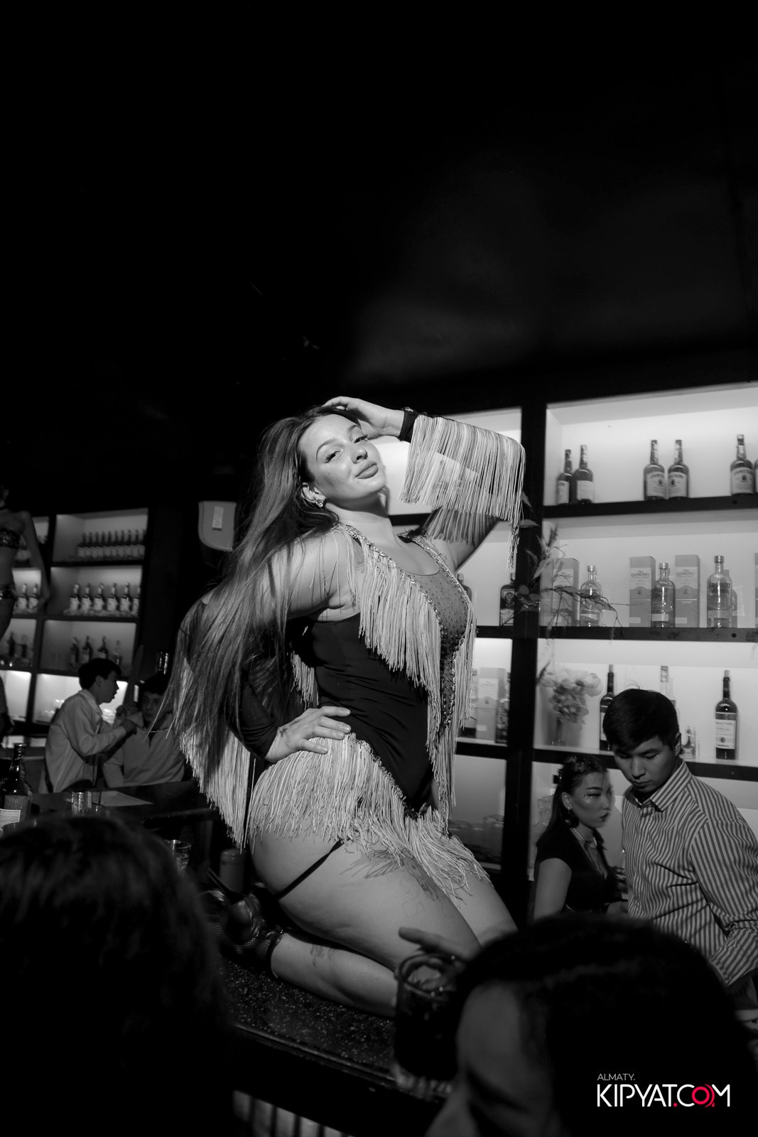 UYAT EMES BAR. КИПЯТКОМ АЛМАТЫ!