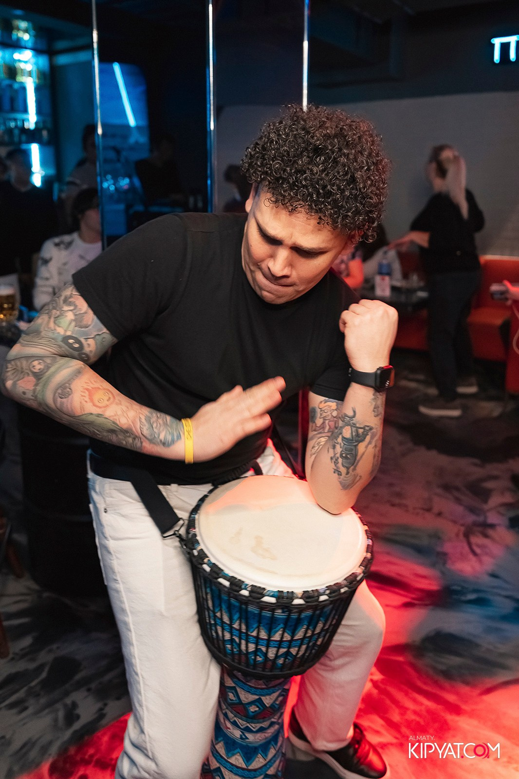 КАРАОКЕ DOREMI. КИПЯТКОМ АЛМАТЫ! Фотосъемка мероприятий в Алматы