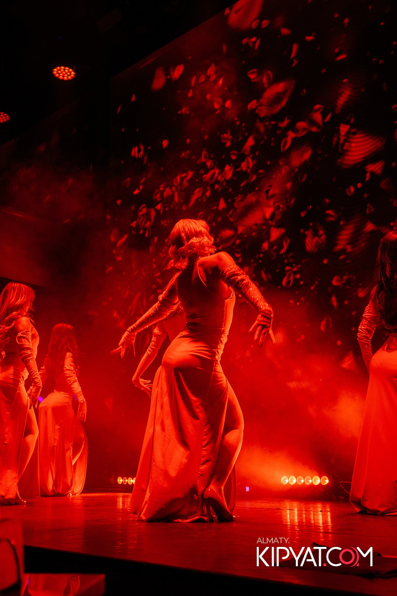 QUEEN. КИПЯТКОМ АЛМАТЫ!