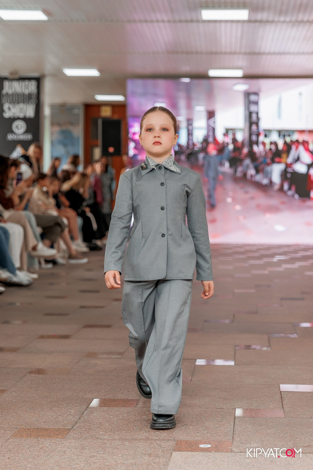 JUNIOR FASHION SHOW. КИПЯТКОМ АЛМАТЫ!