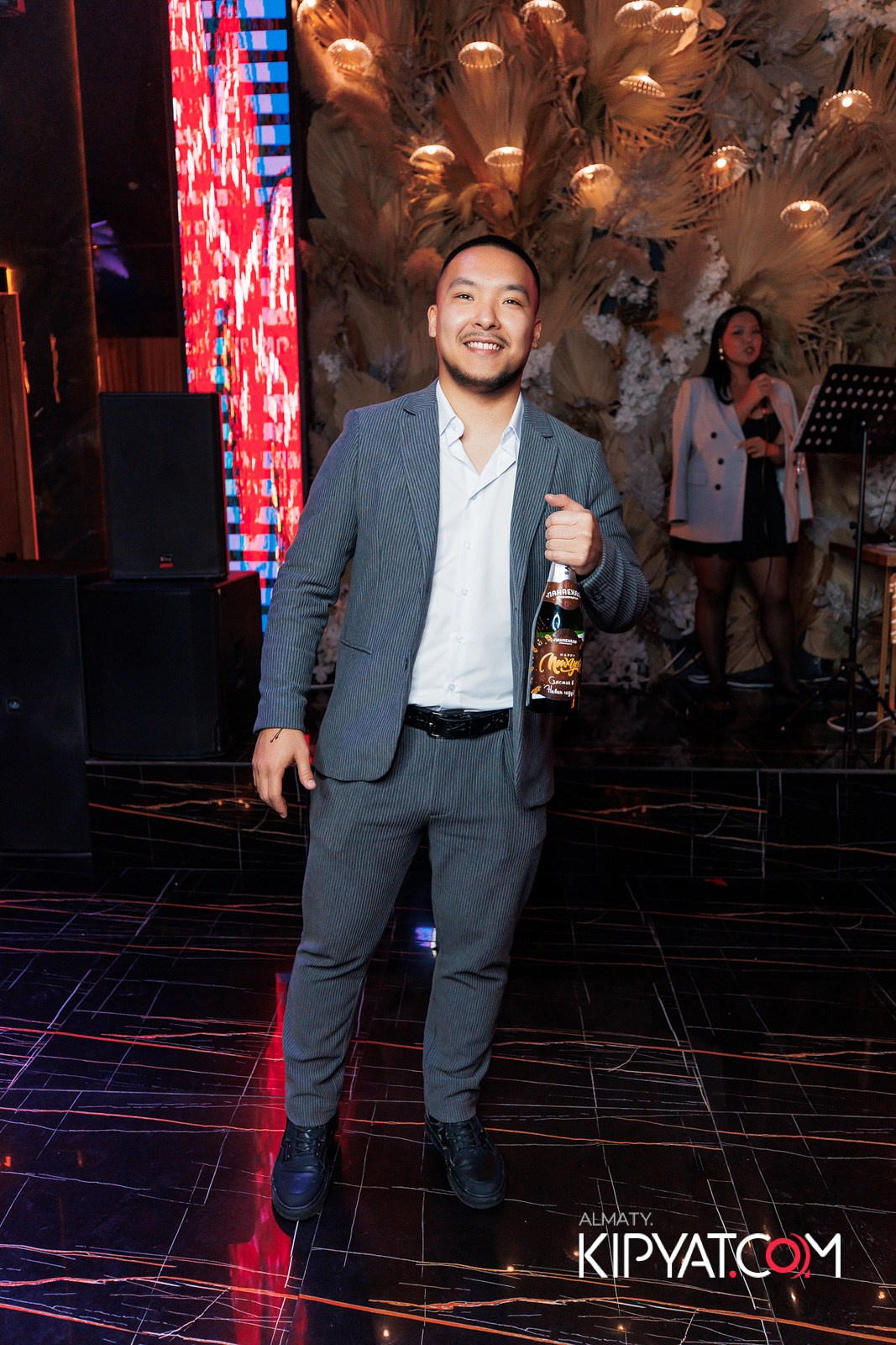 БАР ПАНАЕХАЛИ НА ДОСТЫК. КИПЯТКОМ АЛМАТЫ!