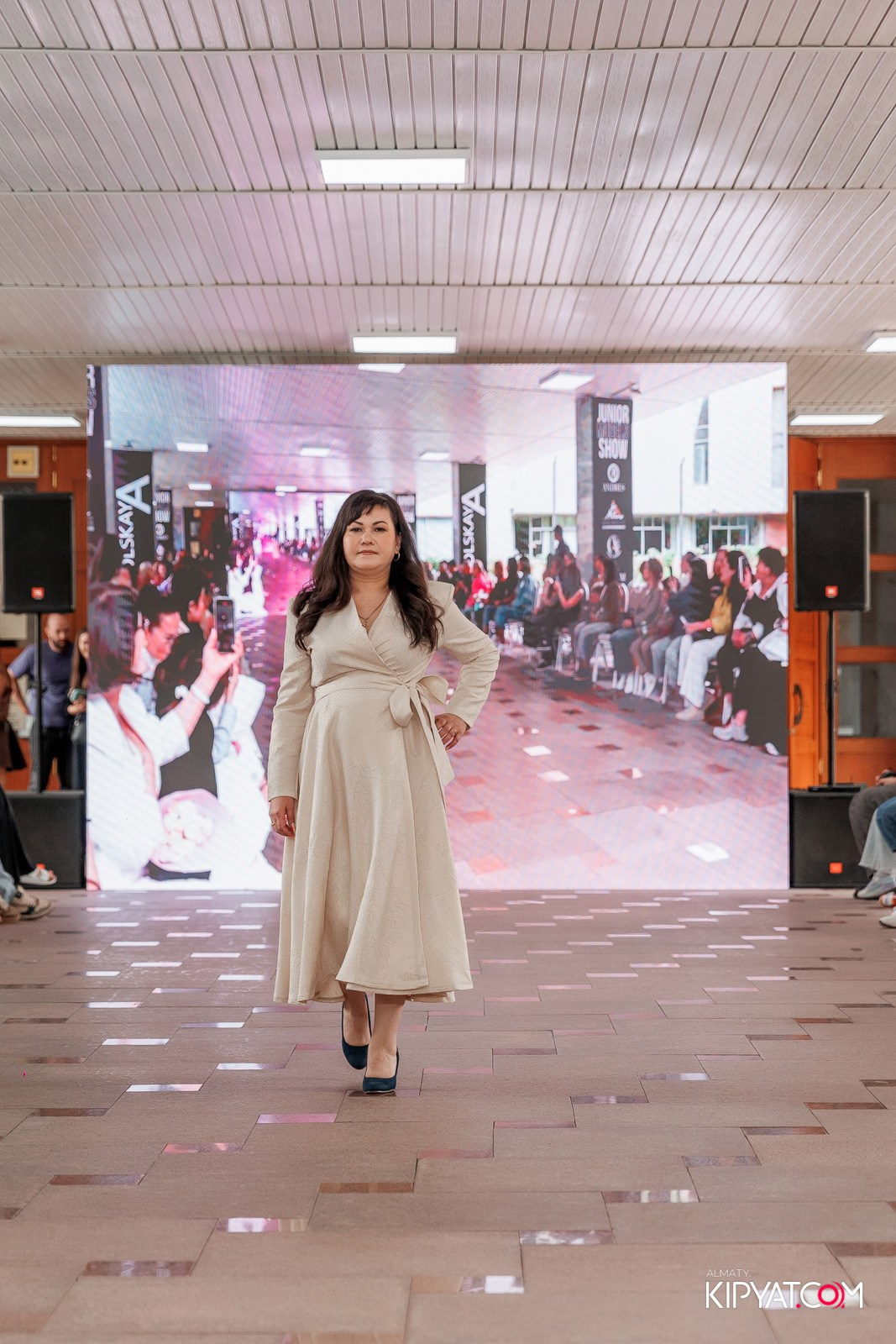 JUNIOR FASHION SHOW. КИПЯТКОМ АЛМАТЫ!