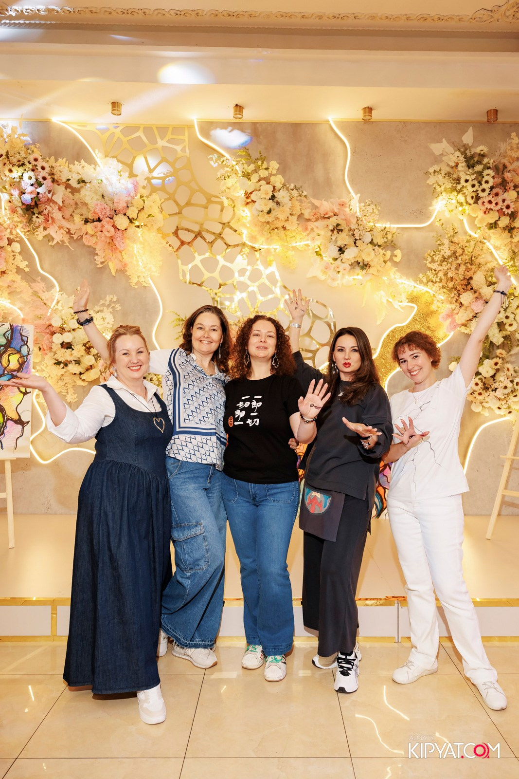 ФЕСТИВАЛЬ НЕЙРОГРАФИКИ НЕЙРОГОЛОС. КАК Я ЗВУЧУ ВО ВСЕЛЕННОЙ. КИПЯТКОМ АЛМАТЫ! Фотосъемка мероприятий в Алматы