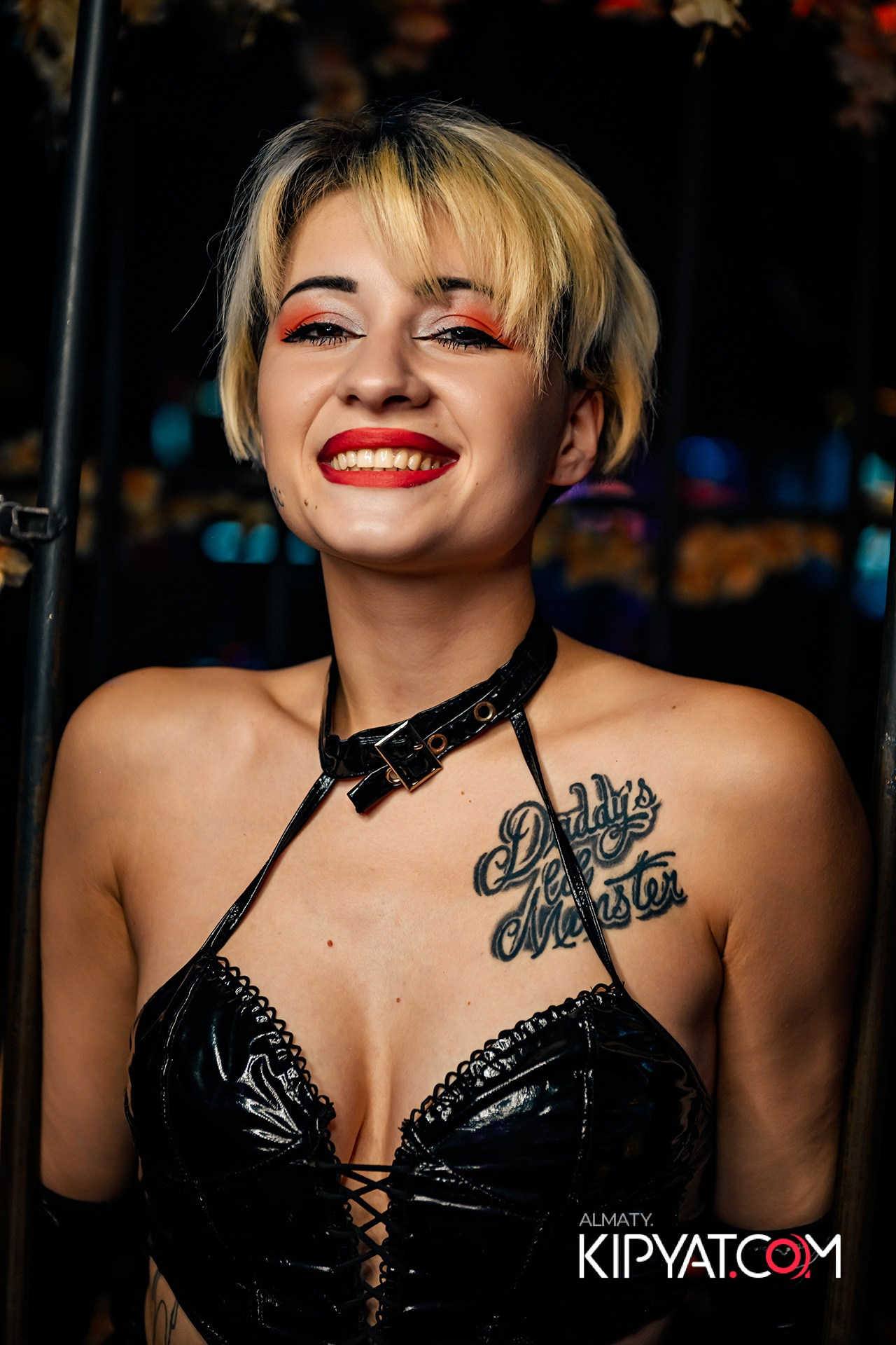 UYAT EMES BAR. КИПЯТКОМ АЛМАТЫ!