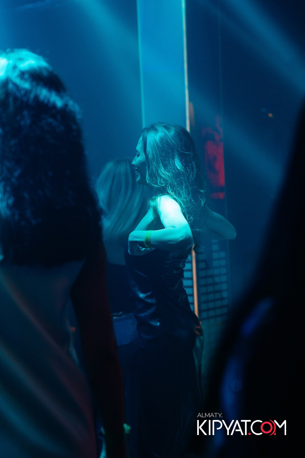 SANTA BARBARA — «OldСкулы Свело» Выступление группы 101. КИПЯТКОМ АЛМАТЫ!