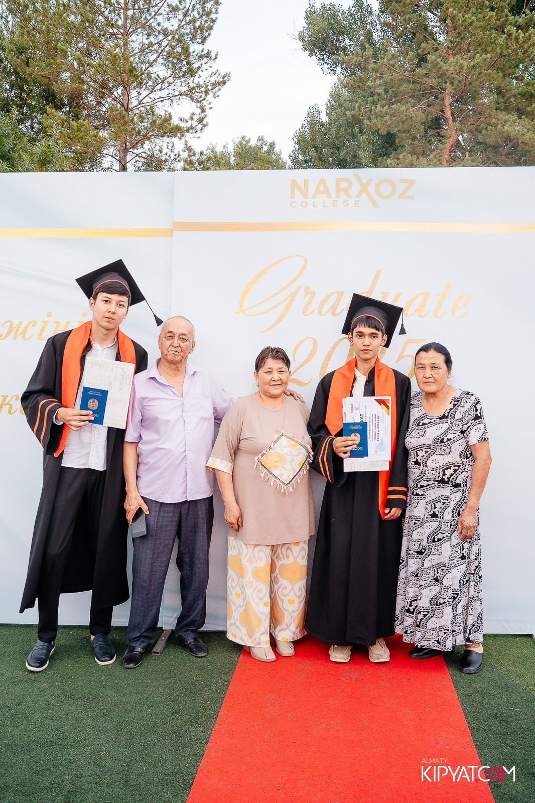 ВРУЧЕНИЕ ДИПЛОМОВ — НАРХОЗ КОЛЛЕДЖ. Part 1. КИПЯТКОМ АЛМАТЫ!
