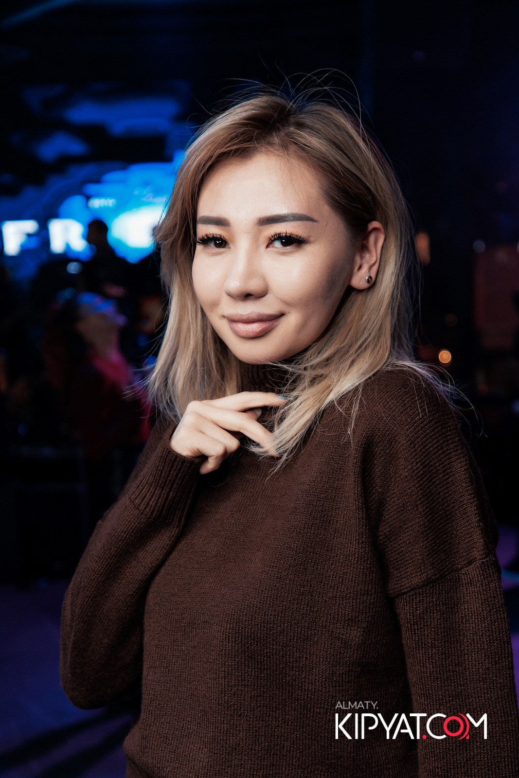 FRIENDS BAR & TERRACE. КИПЯТКОМ АЛМАТЫ!