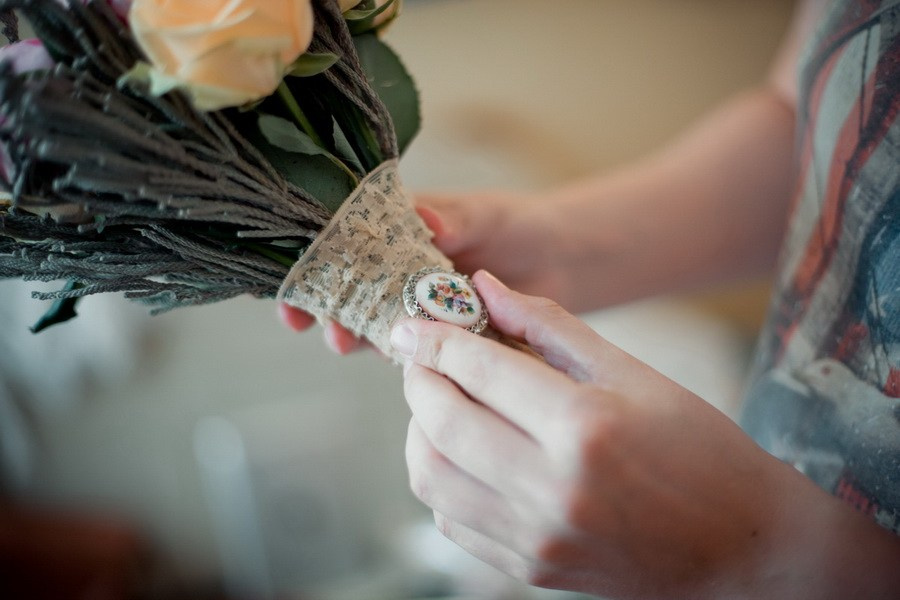 Свадебная прогулка по Санкт-Петербургу. Фотограф крещение венчание в Петербурге! Помогает подобрать храм и посоветовал душевного батюшку в СПб