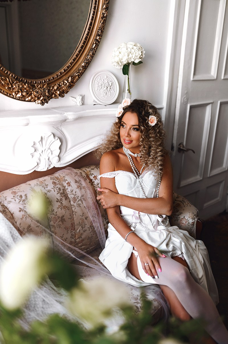 Портфолио со съемок в студиях и с фотопроектов. Женский фотограф в Москве Юлия Любченко