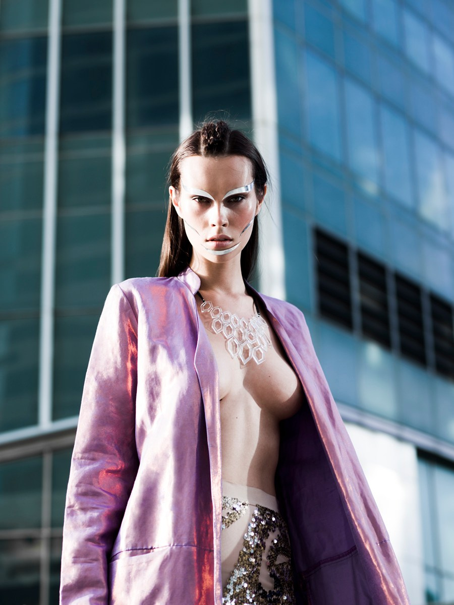 KATE SADOVSKAYA / TEASER MAGAZINE. Фотограф Andre Boyakov