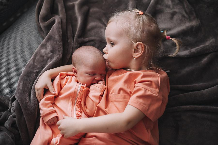 Какую одежду подобрать для домашней фотосессии. Семейный фотограф Трусова Евгения в Екатеринбурге