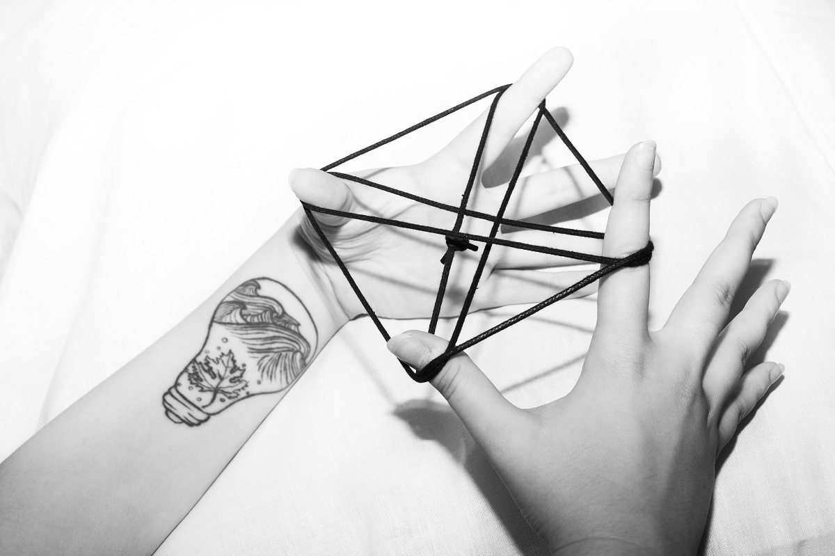 Cat's Cradle / art-book / 2019. HOME