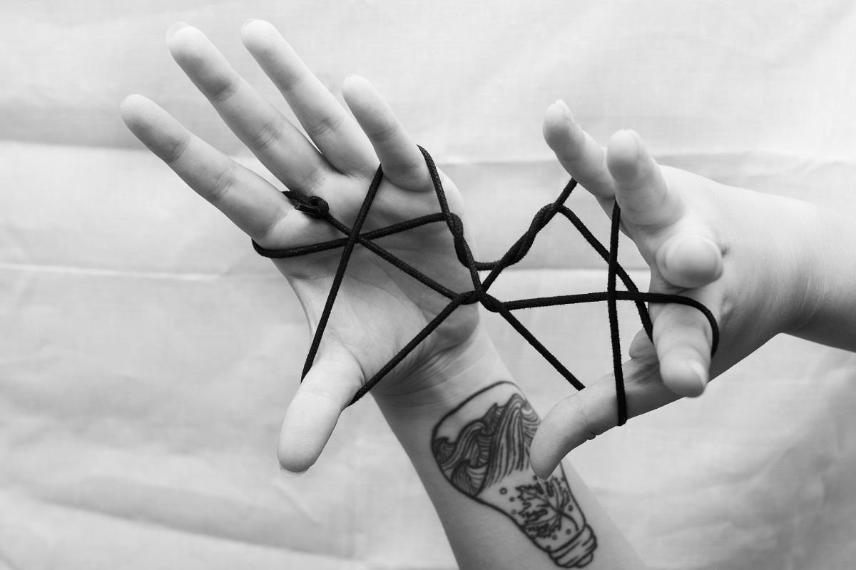 Cat's Cradle / art-book / 2019. HOME