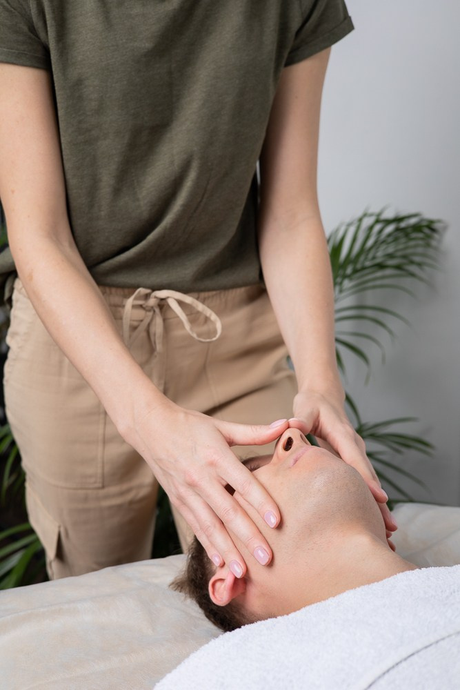 Массаж. Семейный и Свадебный фотограф в Сочи