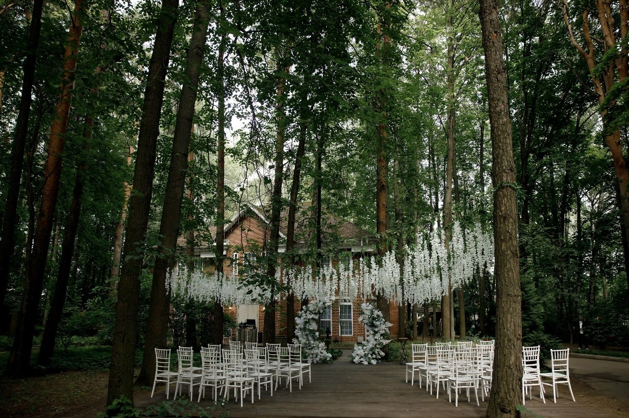 Декор Джуси роуз. Подрядчики и друзья сети свадебных площадок House for wedding