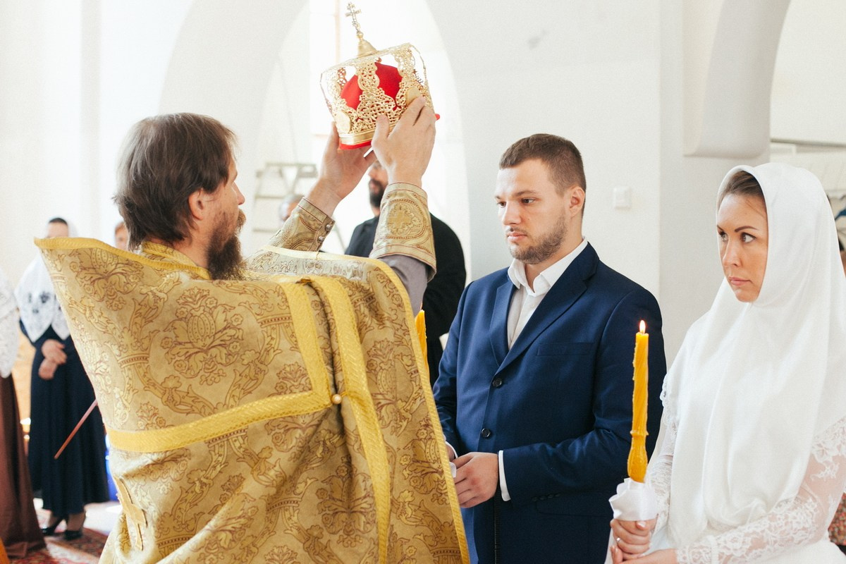 Венчание в Санкт Петербурге. Фотограф крещение венчание в Петербурге! Помогает подобрать храм и посоветовал душевного батюшку в СПб