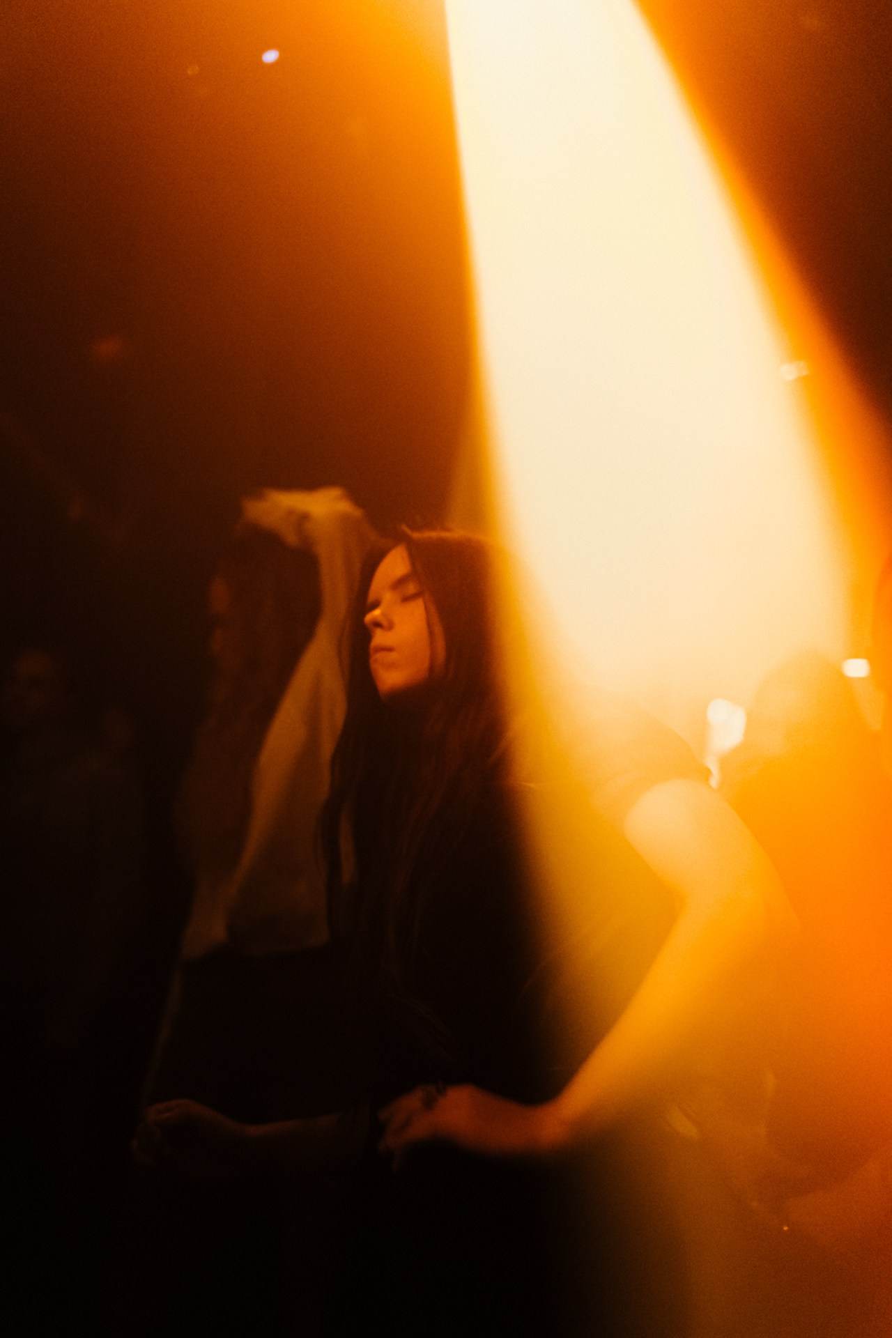 Long Arm. VICTORIA SHU