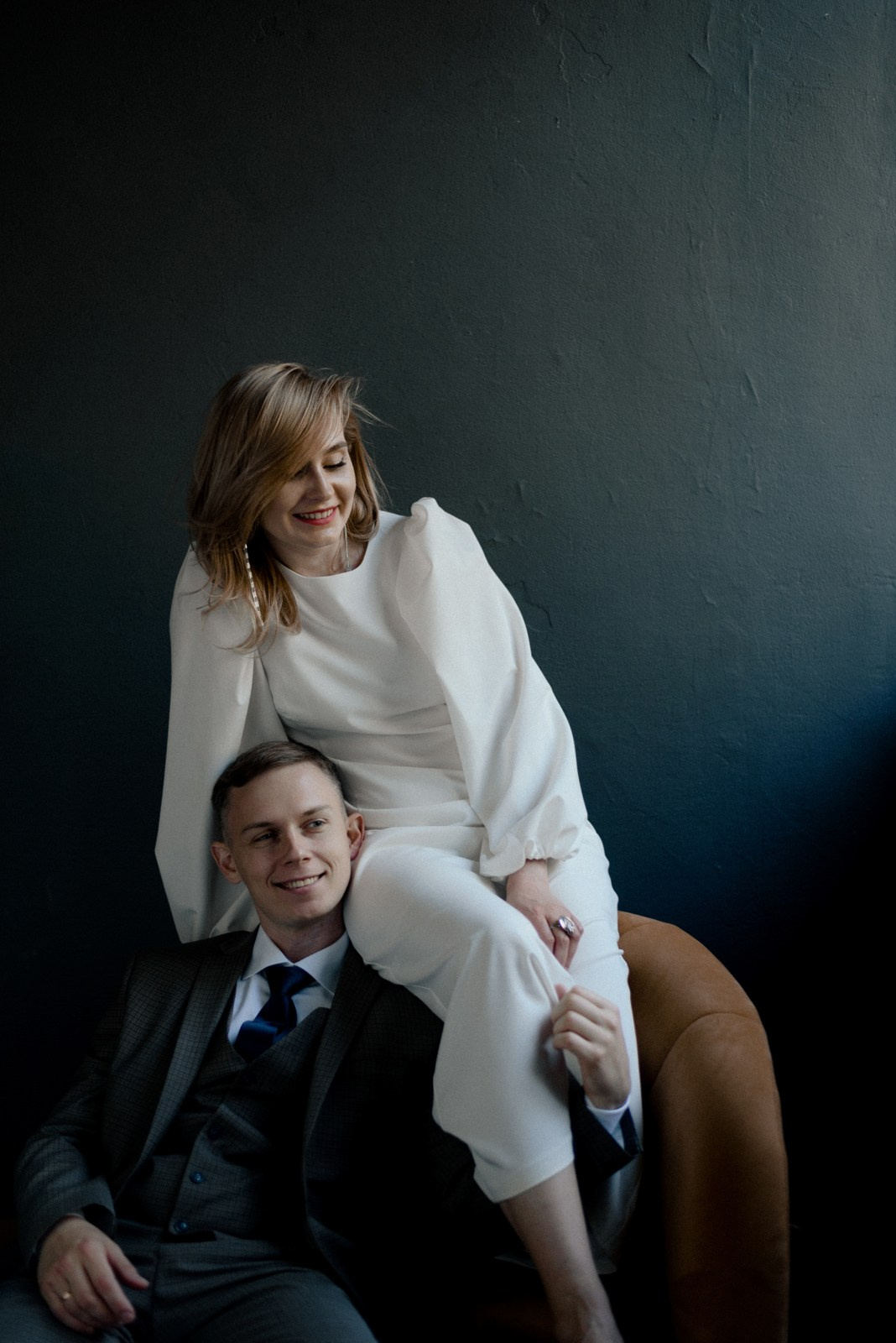 Свадебная фотосессия в стиле минимализм в Тюмени — Максим и Таня — Фотограф Дарья Мустафина. Фотограф Дарья Мустафина, Тюмень