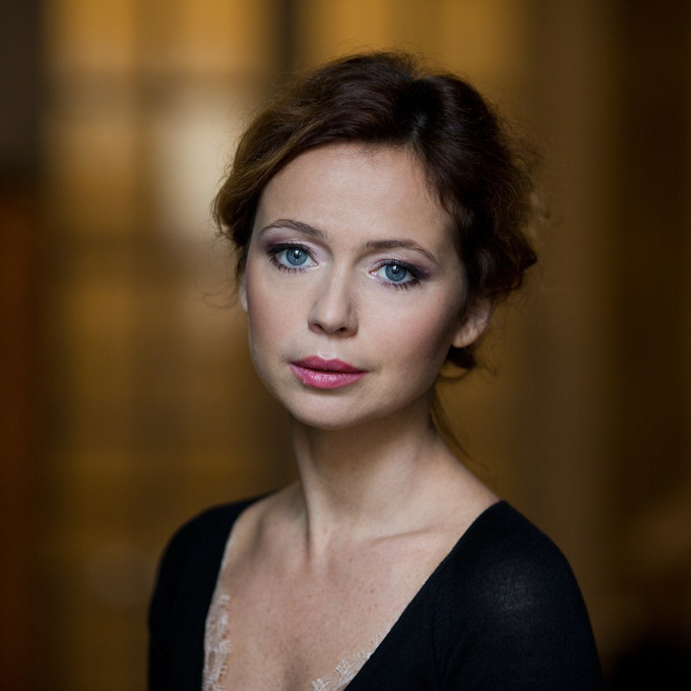 Елена Захарова