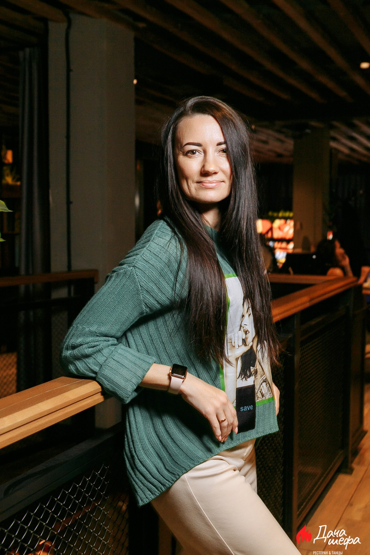 Вечер пятницы в ресторане Дача шефа. Событийный фотограф Максим Бескоровайновнов